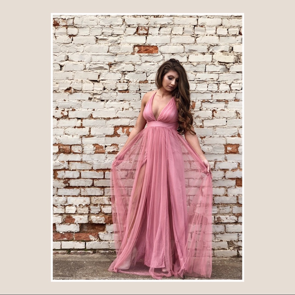 LAST ONE! — Small Pink Tulle Dress